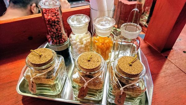 50240889_2231894970175513_3069745755041300480_n