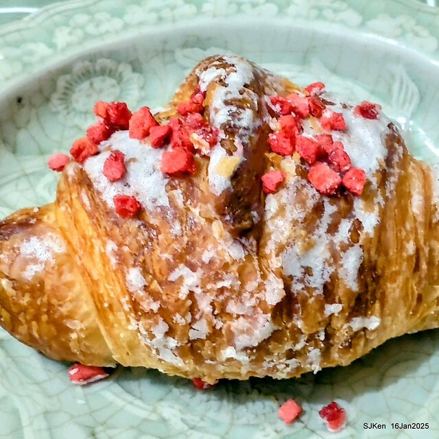 微風南山百貨法國麵包店(Le Boulanger de monge  at Breeze Nanshan department store), SJKen , Jan 17, 2023.