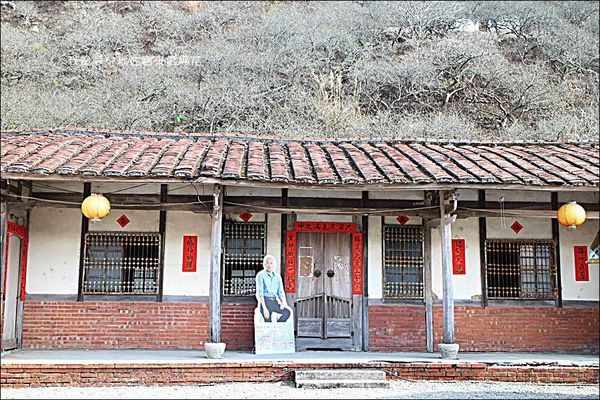 寶來賴家古厝.梅礦民宿05.jpg