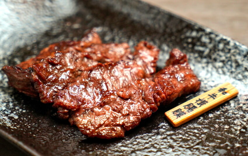 【台北東區燒肉】京東燒肉.一頭牛套餐,可吃到日本和牛等九種肉品!