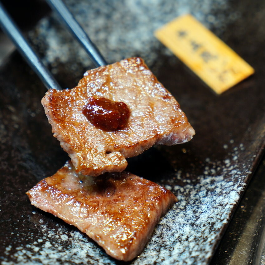 【台北東區燒肉】京東燒肉.一頭牛套餐,可吃到日本和牛等九種肉品!