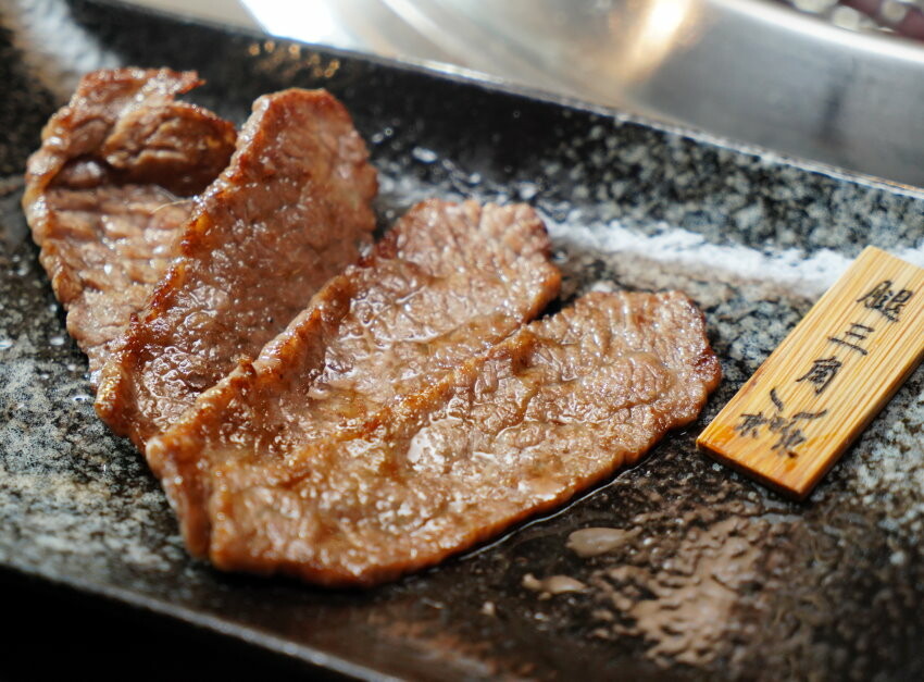 【台北東區燒肉】京東燒肉.一頭牛套餐,可吃到日本和牛等九種肉品!