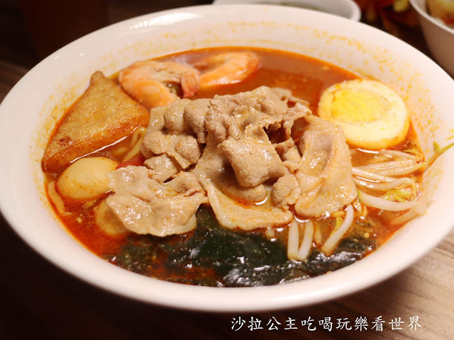 新莊美食『享食泰』泰式拉麵/啾心蝦餅/泰式奶茶/打拋牛肉飯