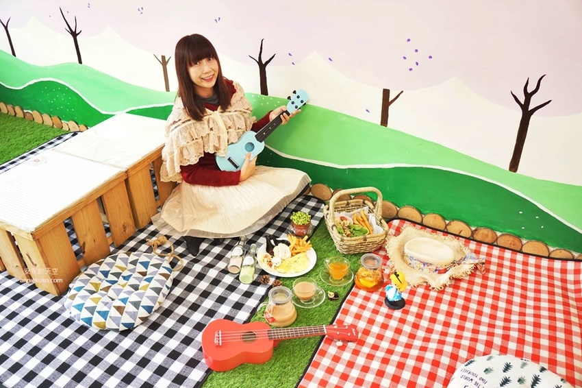 [新莊早午餐]食光草原 野餐風早午餐 鄰近新莊體育館 二樓就是野餐區 - 安妮的天空