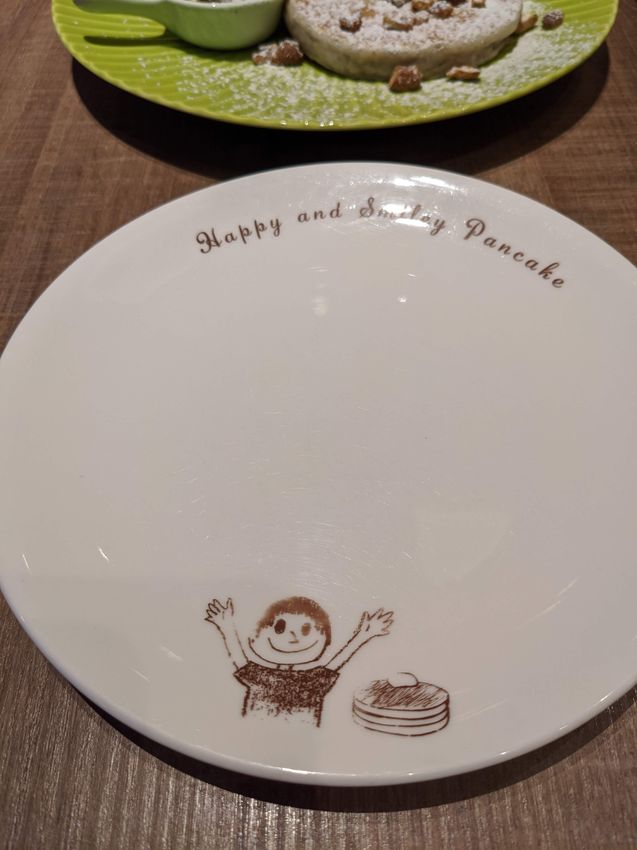 終於等到可以入場了!!!今天真是個適合吃鬆餅的好日子~~