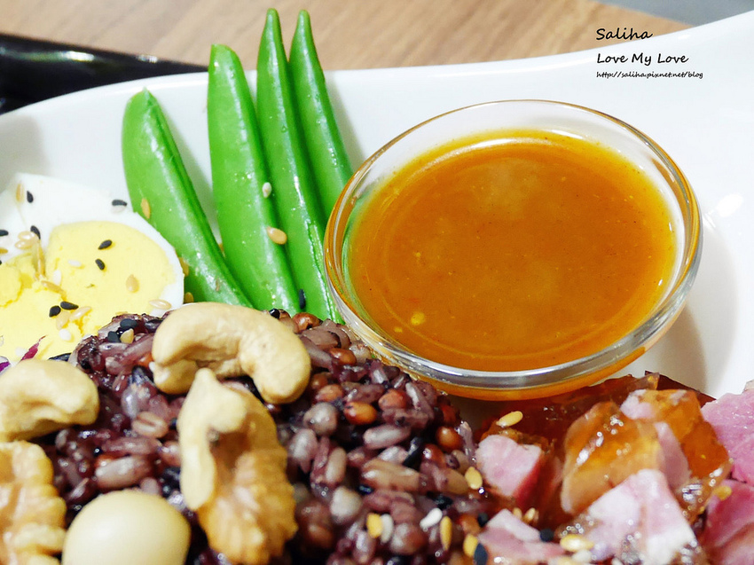 台北松山區民生社區有貓咪不限時餐廳好吃素食輕食早午餐brunch推薦 (9)