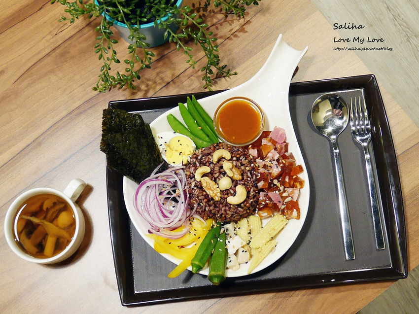 台北松山區民生社區有貓咪不限時餐廳好吃素食輕食早午餐brunch推薦 (6)