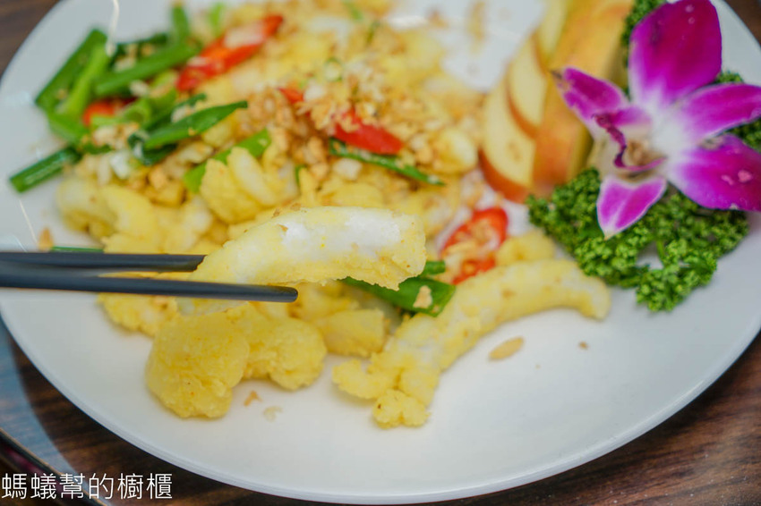 台中東港海世界活海鮮 | 海產餐廳也能吃的到古早味宴客菜，魷魚螺肉蒜、菜尾湯，台中海鮮餐廳推薦。 - 螞蟻幫的櫥櫃