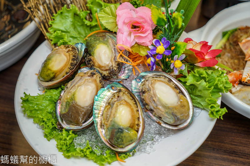 台中東港海世界活海鮮 | 海產餐廳也能吃的到古早味宴客菜，魷魚螺肉蒜、菜尾湯，台中海鮮餐廳推薦。 - 螞蟻幫的櫥櫃