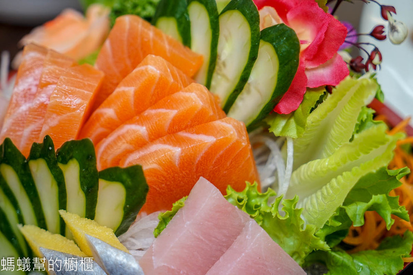 台中東港海世界活海鮮 | 海產餐廳也能吃的到古早味宴客菜，魷魚螺肉蒜、菜尾湯，台中海鮮餐廳推薦。 - 螞蟻幫的櫥櫃