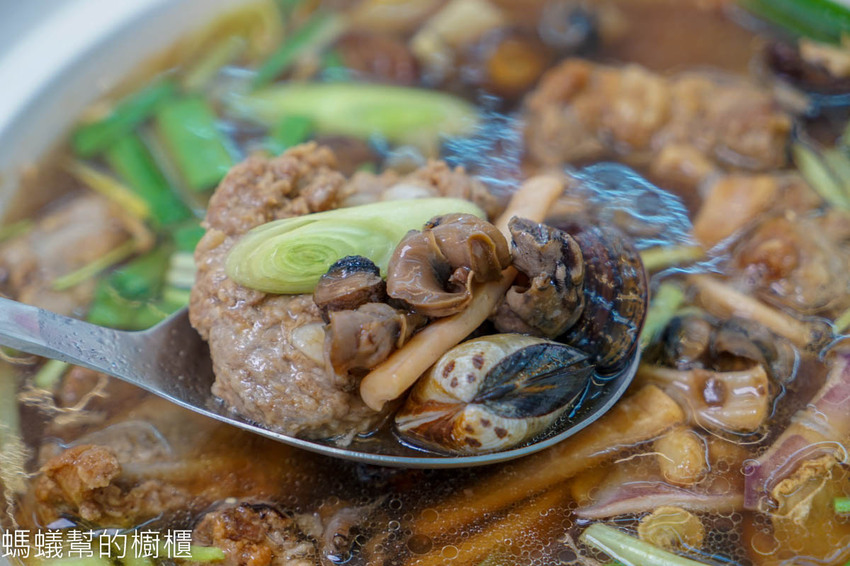台中東港海世界活海鮮 | 海產餐廳也能吃的到古早味宴客菜，魷魚螺肉蒜、菜尾湯，台中海鮮餐廳推薦。 - 螞蟻幫的櫥櫃