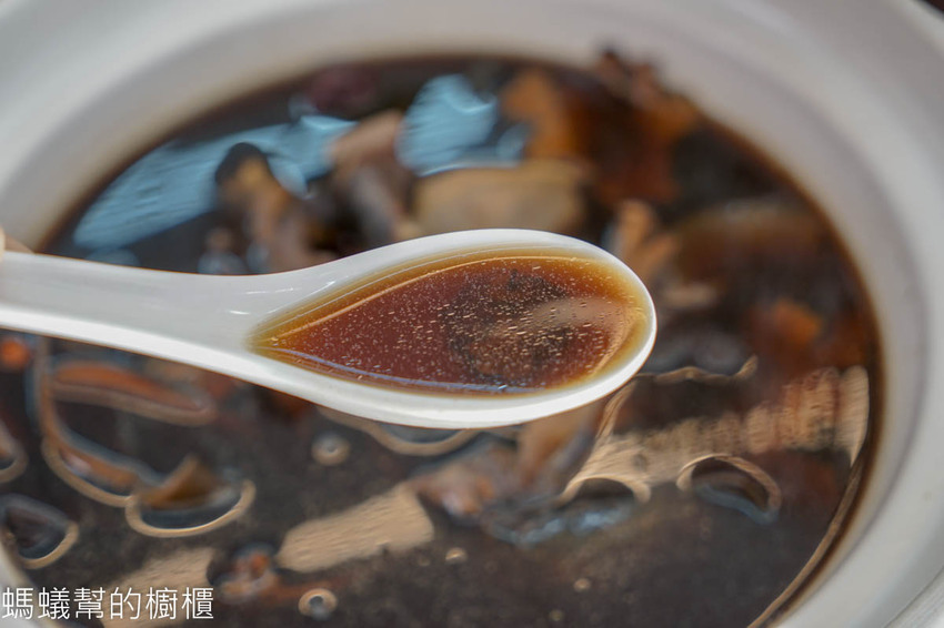 台中東港海世界活海鮮 | 海產餐廳也能吃的到古早味宴客菜，魷魚螺肉蒜、菜尾湯，台中海鮮餐廳推薦。 - 螞蟻幫的櫥櫃