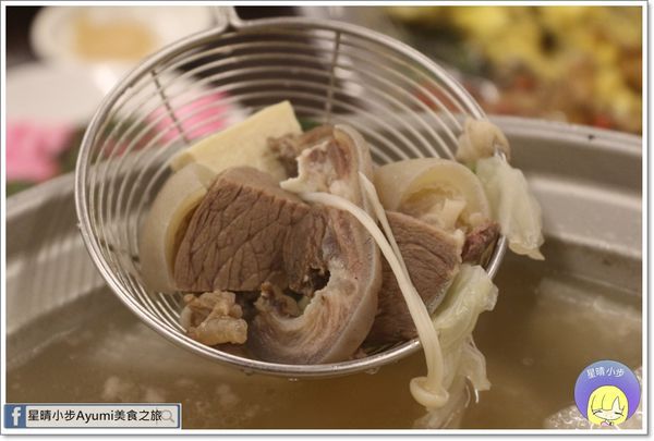 友雞羊甕仔雞羊肉爐：[食記]►台南仁德聚餐推薦◄友雞羊甕仔雞羊肉爐/豆乳雞/麻油蛋鮮蚵/炒羊雜/綜合原味羊肉爐/甕仔雞