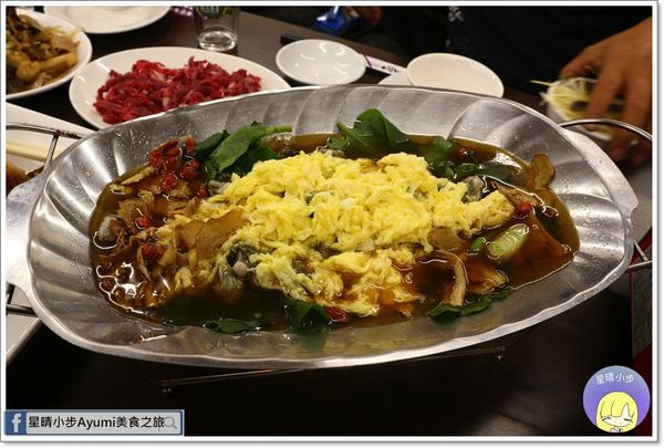 友雞羊甕仔雞羊肉爐：[食記]►台南仁德聚餐推薦◄友雞羊甕仔雞羊肉爐/豆乳雞/麻油蛋鮮蚵/炒羊雜/綜合原味羊肉爐/甕仔雞