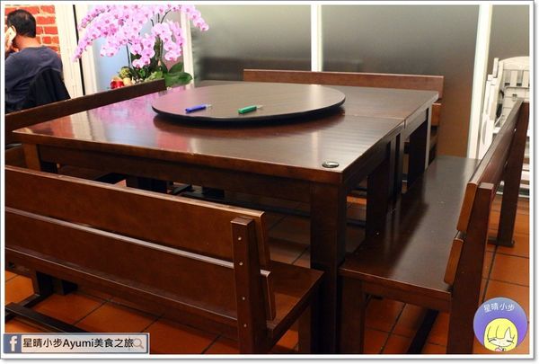 友雞羊甕仔雞羊肉爐：[食記]►台南仁德聚餐推薦◄友雞羊甕仔雞羊肉爐/豆乳雞/麻油蛋鮮蚵/炒羊雜/綜合原味羊肉爐/甕仔雞