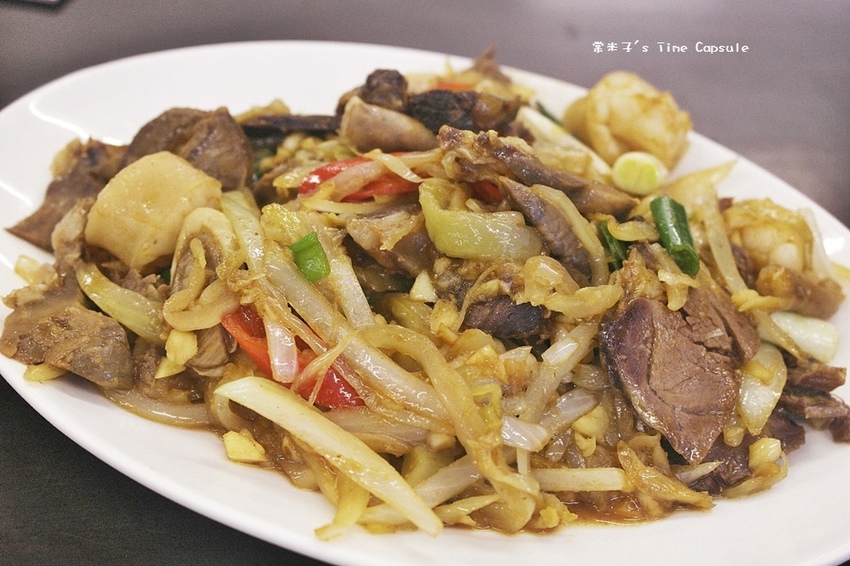 [台南仁德羊肉爐]友雞羊甕仔雞羊肉爐-清香無羶腥味的藥膳羊肉爐，現涮溫體羊肉好嫩甜+每天現烤甕仔雞，台南仁德聚餐推薦~