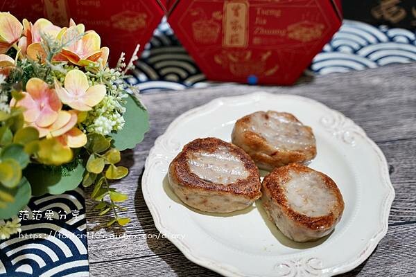 【年節伴手禮推薦】曾家莊食品廠 蘿蔔糕 九兔迎春組 #雲林西螺 #焦糖年糕 #紅豆年糕 #港式蘿蔔糕 #芋粿巧 (17).JPG 【年節伴手禮推薦】曾家莊食品廠 蘿蔔糕 九兔迎春組 #雲林西螺 #焦糖年糕 #紅豆年糕 #港式蘿蔔糕 #芋粿巧 (17).JPG