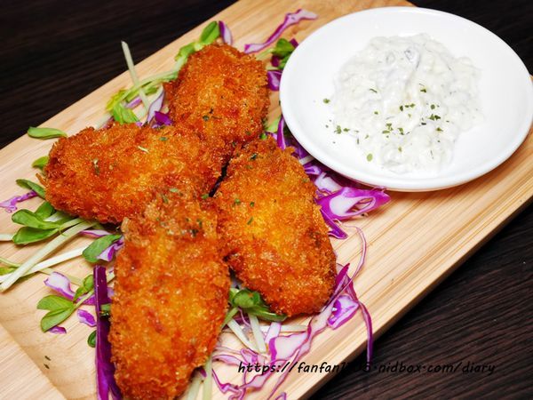 【三重美食】三重港景觀餐廳 #三重港 #戶外景觀餐廳 #live演唱 #羊肉爐 #活蝦  #炭烤牛排 #蔬果市集  (23).JPG