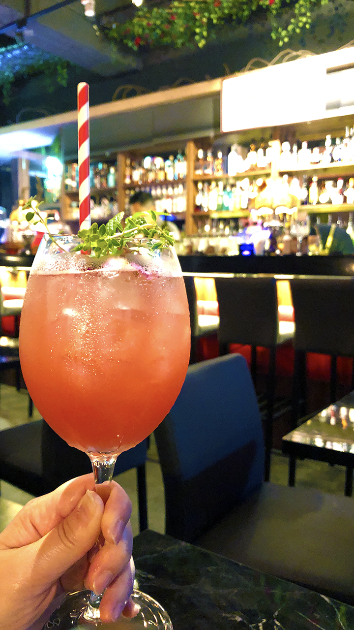 信義放感情,我不是他媽媽,Odin Bistro,私人party,party,夜生活,香檳,小鐘哥推薦,食尚玩家推薦,派對,包場,串燒,燒烤