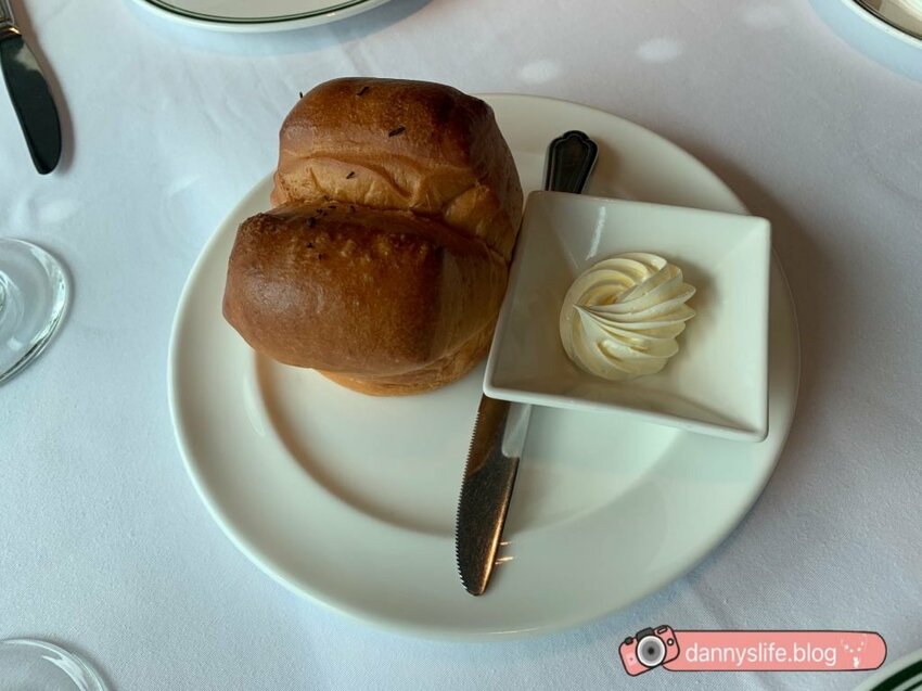 Google 1,537則評論 4.3顆星｜吃過最好吃的牛排 美食與美景雙重享受 俯瞰台北市 信義區美食。丹尼的吃喝玩樂～