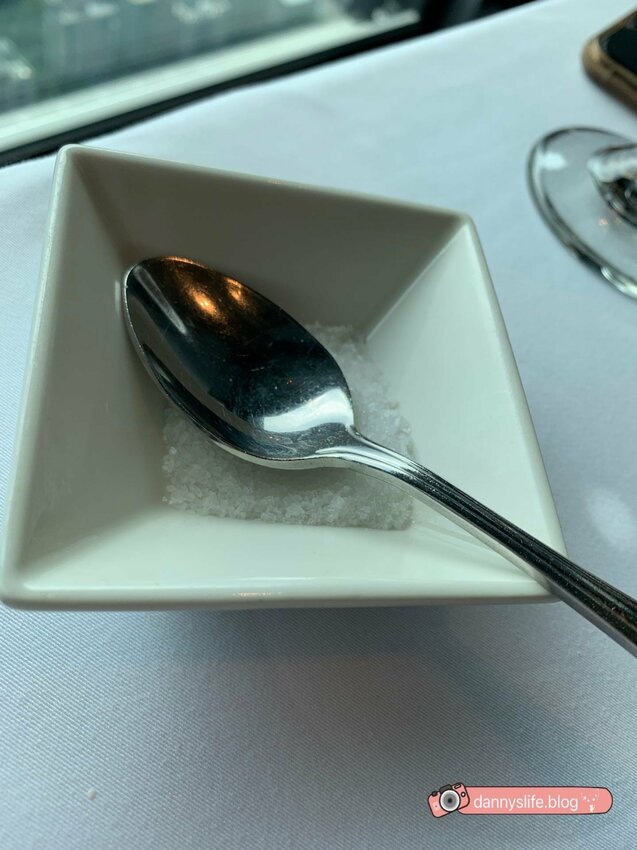 Google 1,537則評論 4.3顆星｜吃過最好吃的牛排 美食與美景雙重享受 俯瞰台北市 信義區美食。丹尼的吃喝玩樂～