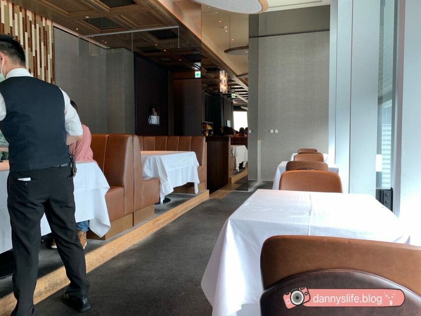 Google 1,537則評論 4.3顆星｜吃過最好吃的牛排 美食與美景雙重享受 俯瞰台北市 信義區美食。丹尼的吃喝玩樂～