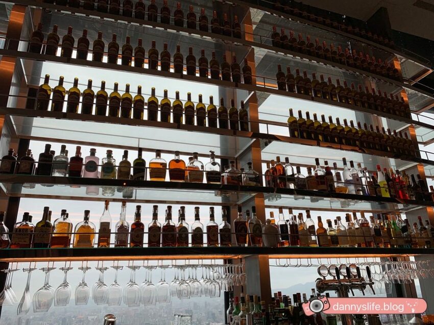 Google 1,537則評論 4.3顆星｜吃過最好吃的牛排 美食與美景雙重享受 俯瞰台北市 信義區美食。丹尼的吃喝玩樂～