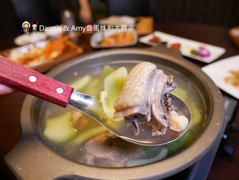 《新竹竹北美食》百家班活蝦-竹北光明店。每日屏東直送活跳跳泰國蝦。菜色推薦菜單分享︱ 影片