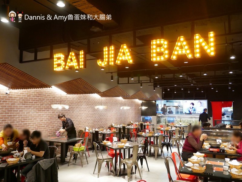 《新竹竹北美食》百家班活蝦-竹北光明店。每日屏東直送活跳跳泰國蝦。菜色推薦菜單分享︱ 影片