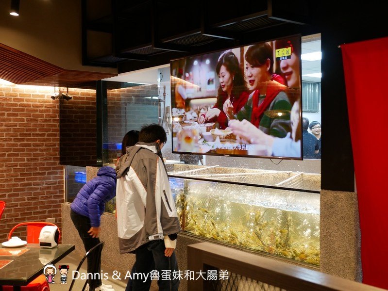 《新竹竹北美食》百家班活蝦-竹北光明店。每日屏東直送活跳跳泰國蝦。菜色推薦菜單分享︱ 影片