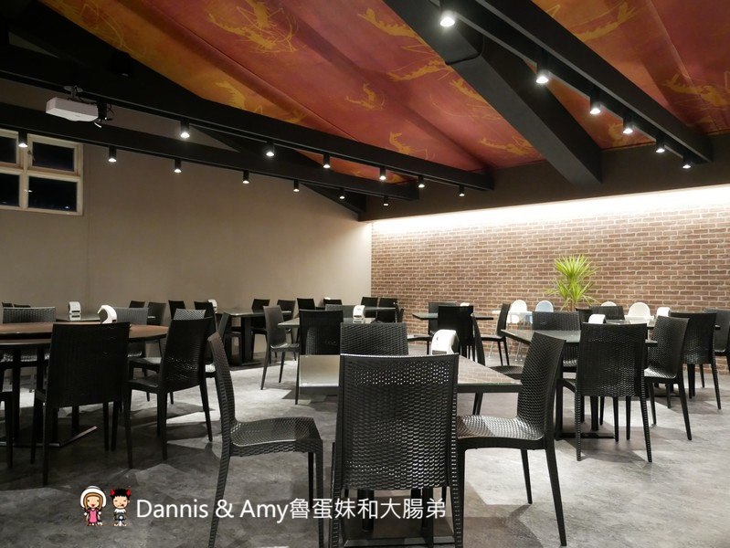 《新竹竹北美食》百家班活蝦-竹北光明店。每日屏東直送活跳跳泰國蝦。菜色推薦菜單分享︱ 影片