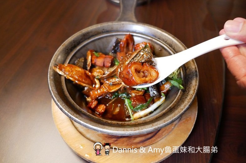 《新竹竹北美食》百家班活蝦-竹北光明店。每日屏東直送活跳跳泰國蝦。菜色推薦菜單分享︱ 影片