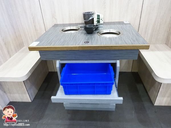 桃園藝文特區美食-初嘛超市鍋物-吃多少算多少，還有澎湖產地直送海鮮跟日本黑毛和牛啊~~(邀約) @民宿女王芽月-美食.旅遊.全台趴趴走