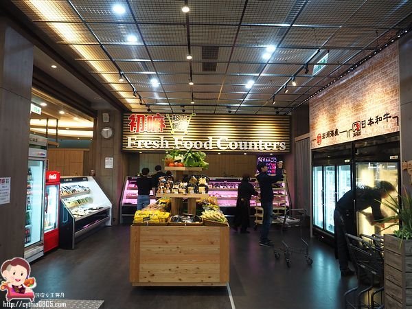 桃園藝文特區美食-初嘛超市鍋物-吃多少算多少，還有澎湖產地直送海鮮跟日本黑毛和牛啊~~(邀約) @民宿女王芽月-美食.旅遊.全台趴趴走