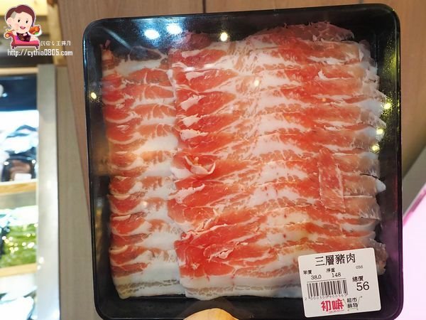 桃園藝文特區美食-初嘛超市鍋物-吃多少算多少，還有澎湖產地直送海鮮跟日本黑毛和牛啊~~(邀約) @民宿女王芽月-美食.旅遊.全台趴趴走