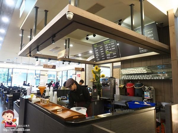 桃園藝文特區美食-初嘛超市鍋物-吃多少算多少，還有澎湖產地直送海鮮跟日本黑毛和牛啊~~(邀約) @民宿女王芽月-美食.旅遊.全台趴趴走