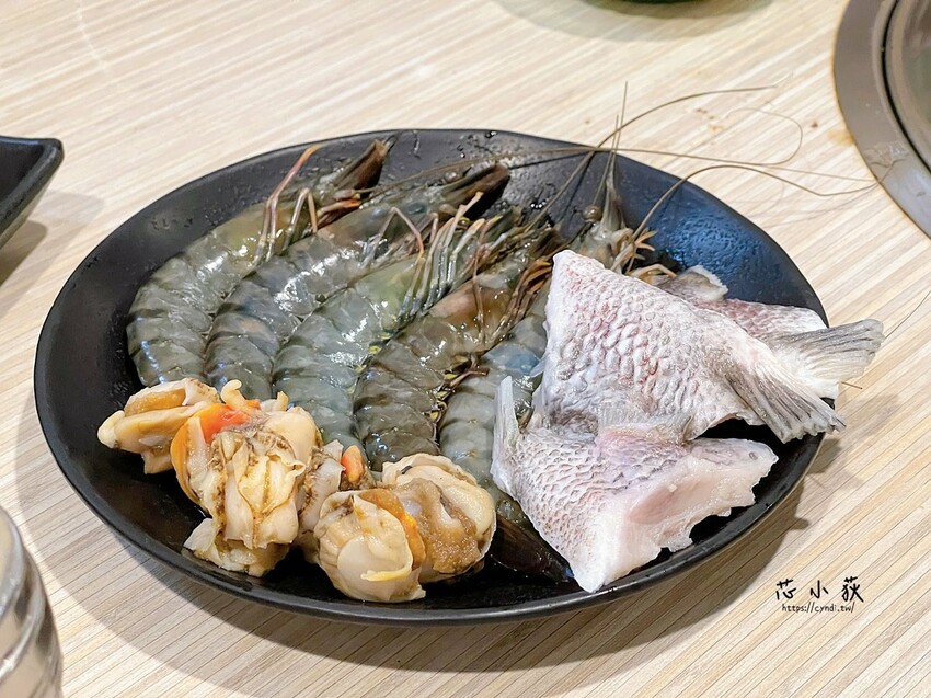 愛烤愛對囉 台中店，台中中山公園燒烤吃到飽499元起享超豐富百種品項，專人幫烤服務 - Cyndi love’s 享食天堂