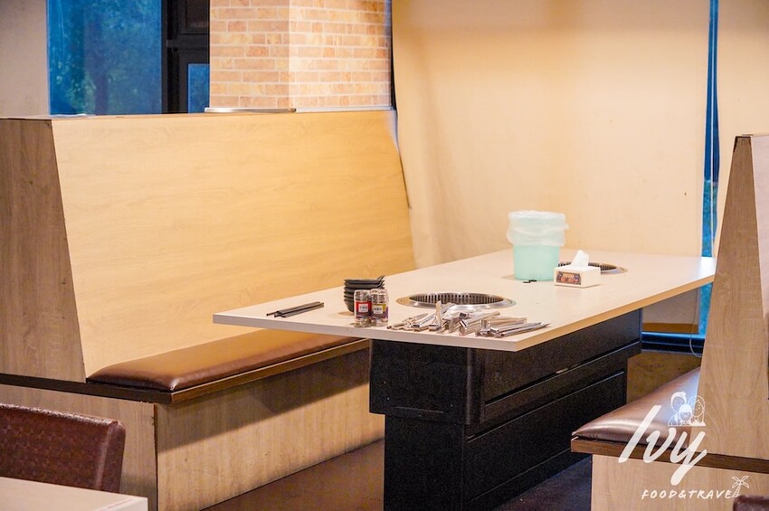 愛烤愛對囉台中店 |台中燒烤吃到飽推薦，全新菜單多達100種菜色，吃的到日韓式口味、軟絲、比臉大牛排 - 艾薇覓食趣