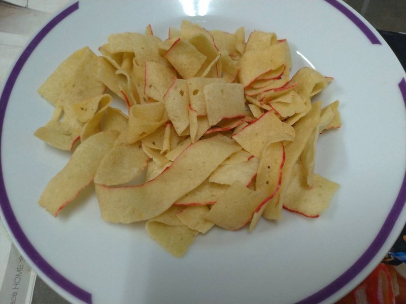 年假必備泰國團購零食~酥脆好吃的MAX OCEANS炸雞皮!