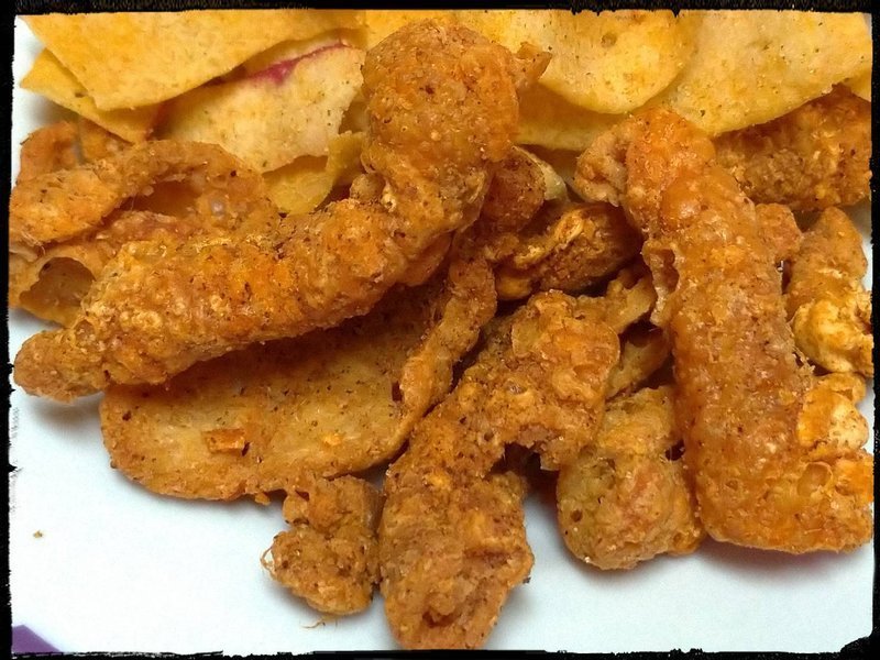 年假必備泰國團購零食~酥脆好吃的MAX OCEANS炸雞皮!