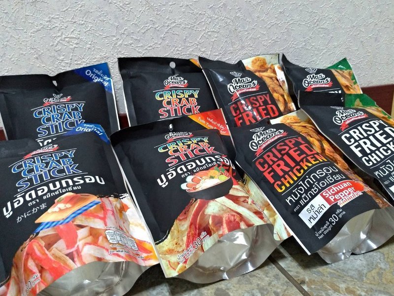 年假必備泰國團購零食~酥脆好吃的MAX OCEANS炸雞皮!