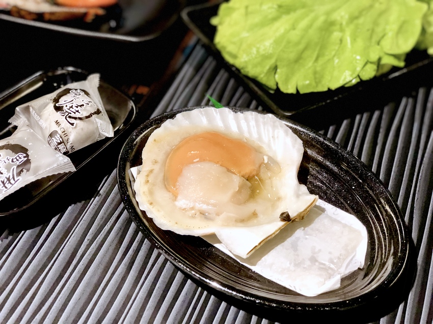 [台北松山]超越水產超市火鍋想吃自己拿肉多多火鍋新品牌 / 活龍蝦588元 / 火鍋蒸籠兩吃法 / 產地直送、平價供應 / 超市火鍋第一品牌