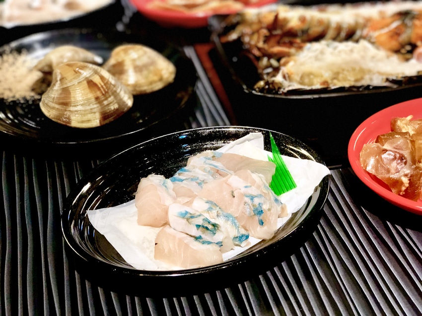 [台北松山]超越水產超市火鍋想吃自己拿肉多多火鍋新品牌 / 活龍蝦588元 / 火鍋蒸籠兩吃法 / 產地直送、平價供應 / 超市火鍋第一品牌