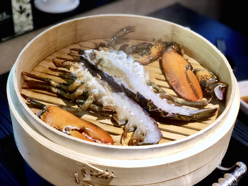 [台北松山]超越水產超市火鍋想吃自己拿肉多多火鍋新品牌 / 活龍蝦588元 / 火鍋蒸籠兩吃法 / 產地直送、平價供應 / 超市火鍋第一品牌