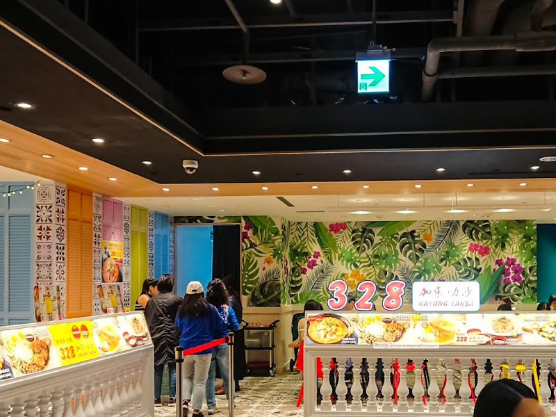 微風南山-男生也會覺得好逛的購物中心,藍瓶咖啡,一風堂拉麵,興記菜館,東京牛奶起司工房