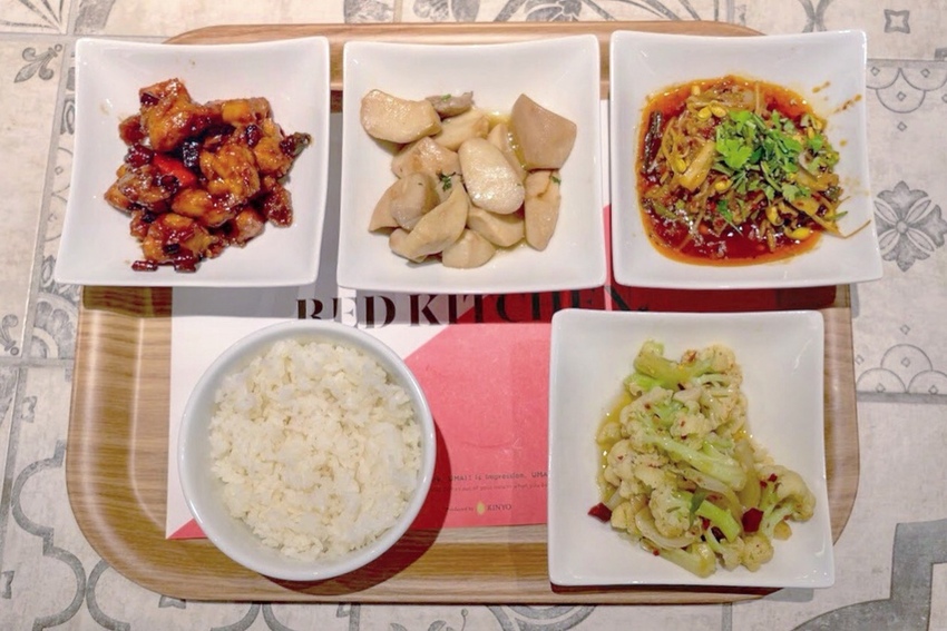 【台北｜台北101世貿站】微風南山＿一次收藏六間人氣排隊名店＿紮實又濕潤的牛奶起司蛋糕不吃會後悔