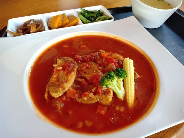 48397297_216281635918458_5158630591536562176_n