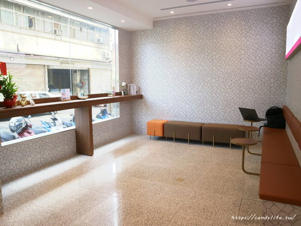 BOBA CHiC徐可波：台中美食│BOBA CHiC 徐可波〃文青飲料店推薦，提供舒適座位區及免費插座，100％台灣茶製作～