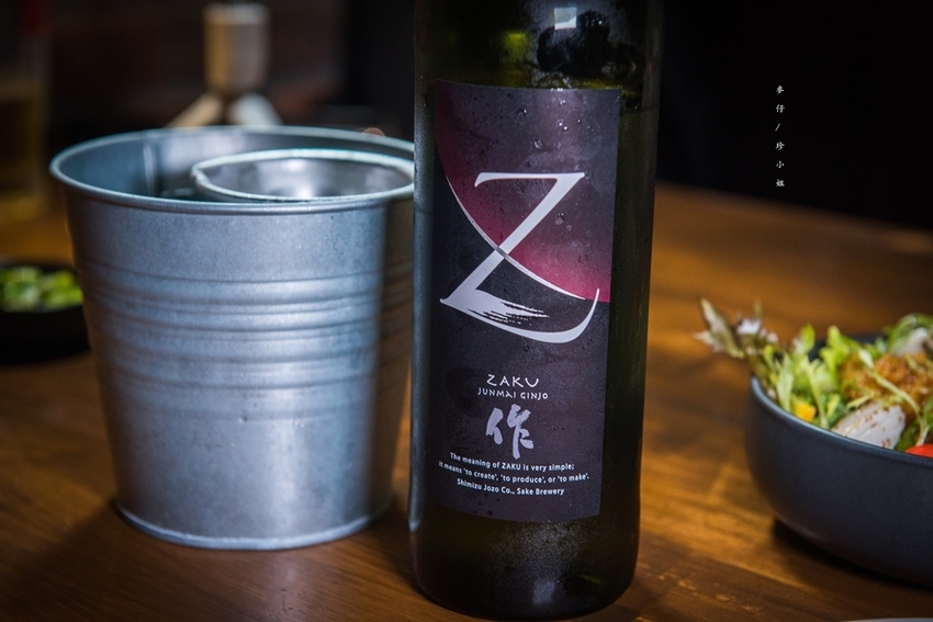 麥仔食。台北｜4AM柒日 酒食处｜炭火燒烤專門店~深夜食堂越夜越有吸引力｜松山區美食推薦