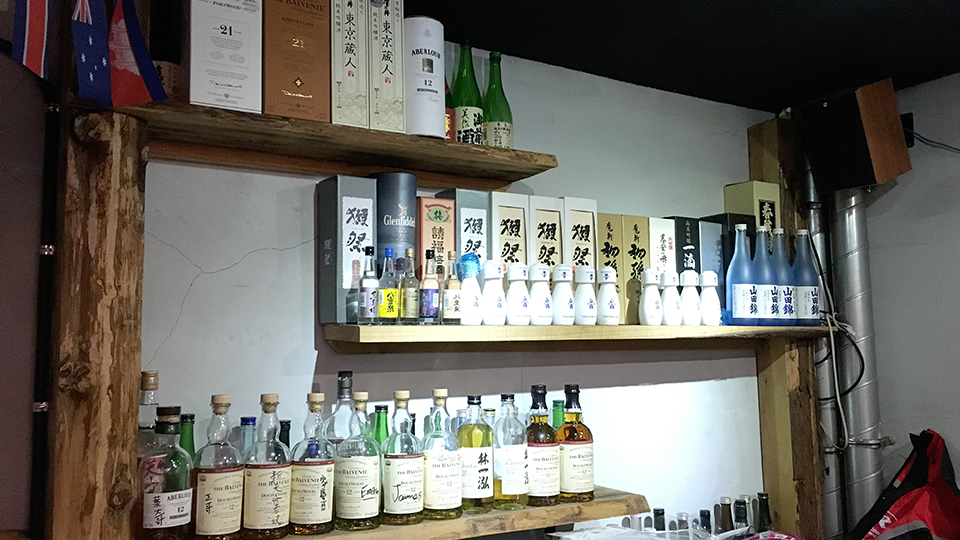 市民大道居酒屋,夜問,夜問永春,夜問市民燒烤,我不是他媽媽,停車場,包廂,串燒,居酒屋,燒烤,聚餐,夜貓,餐酒館,華視,酒吧,下酒菜,微醺